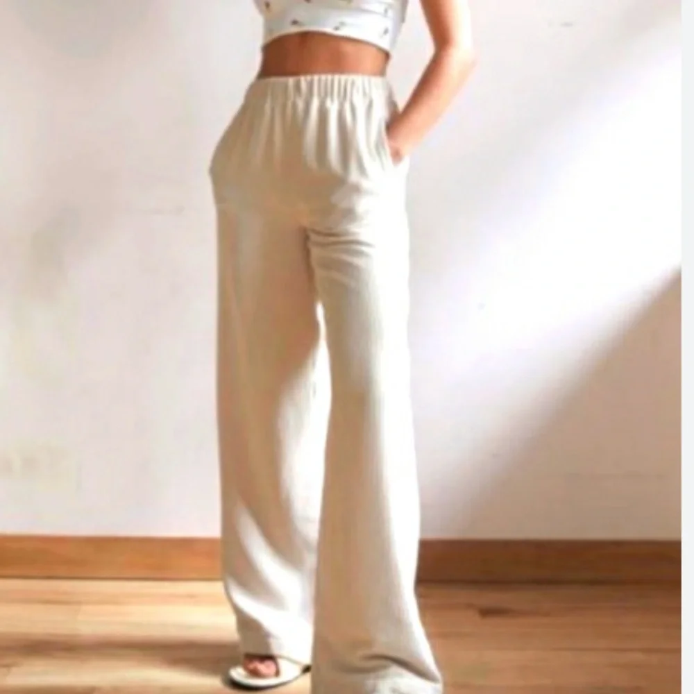 BDG Ribbed Corduroy Straight Leg Jeans - Picture 2 of 13